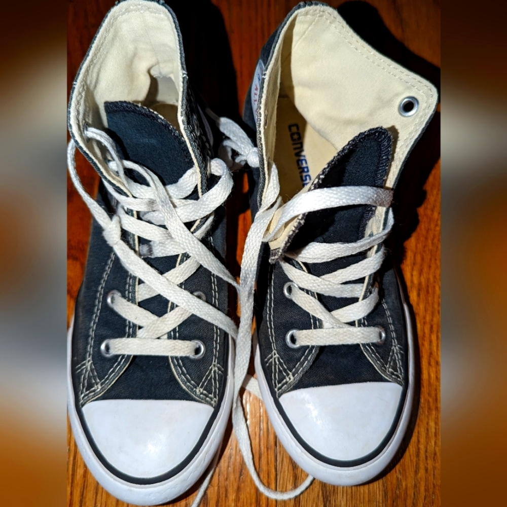Boys shoes